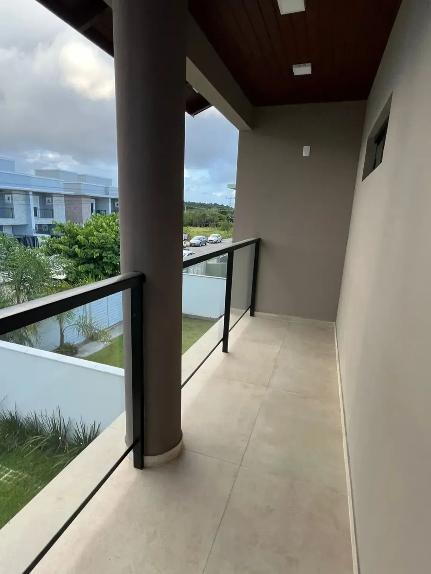 Unfurnished house with 3 bedrooms and 3 bathrooms — photo 9