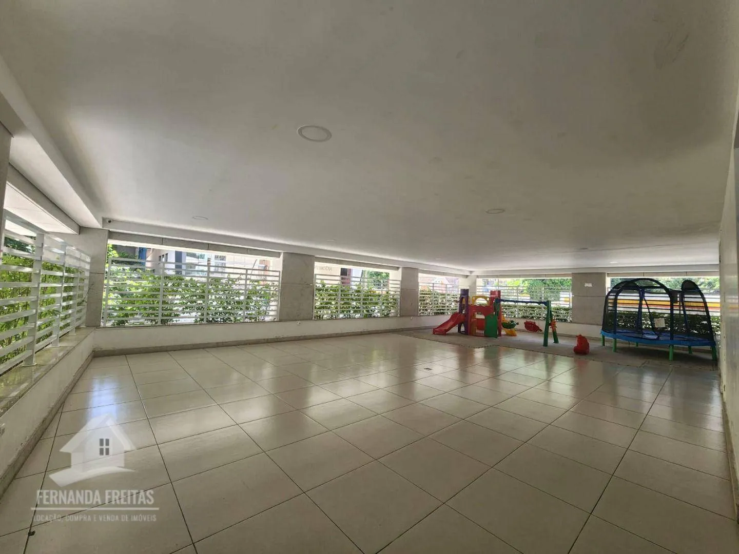 3-bedroom apartment with 97 m² and 2 parking spaces — photo 42