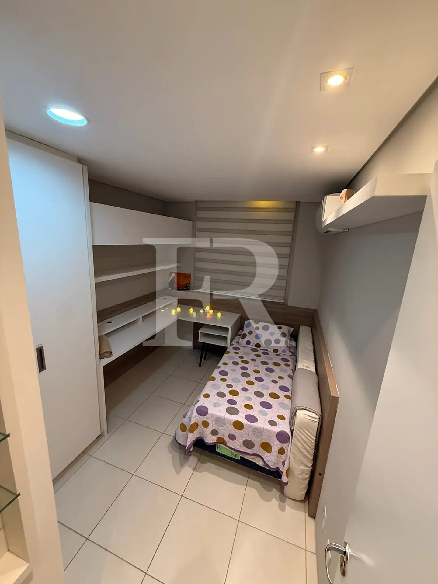 2-bedroom apartment with balcony and charcoal grill — photo 87
