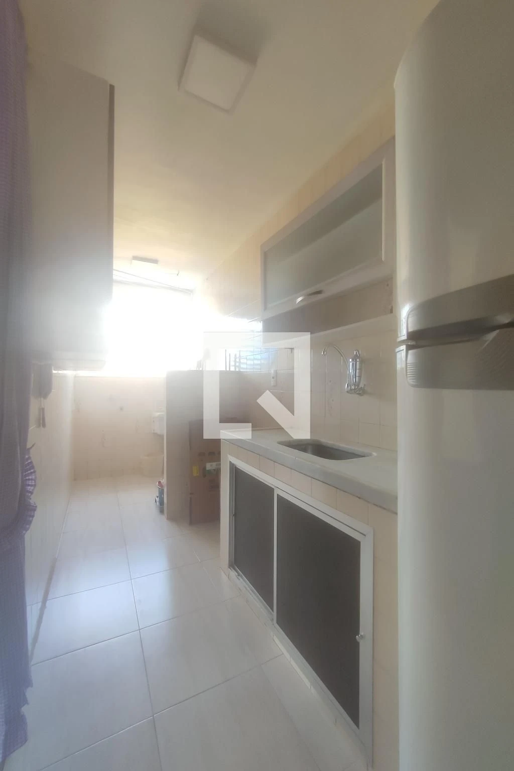 2-bedroom apartment with 1 bathroom and separate kitchen — photo 8