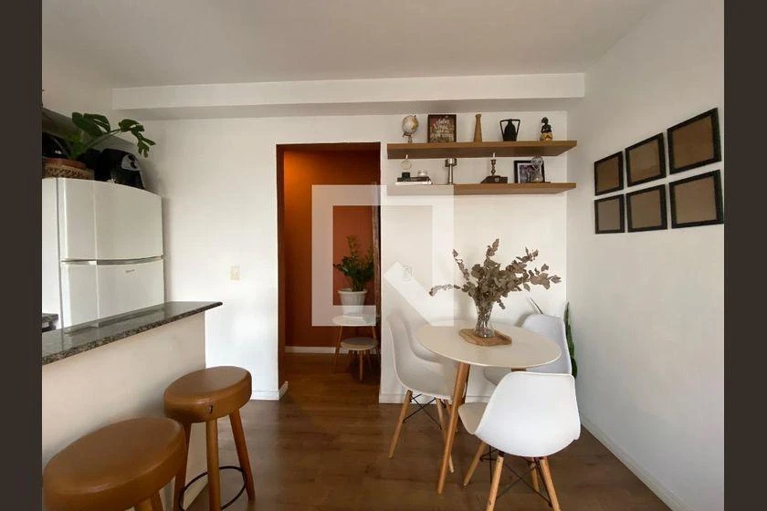 Apartment, 50 m², with wood or laminate floors — photo 37