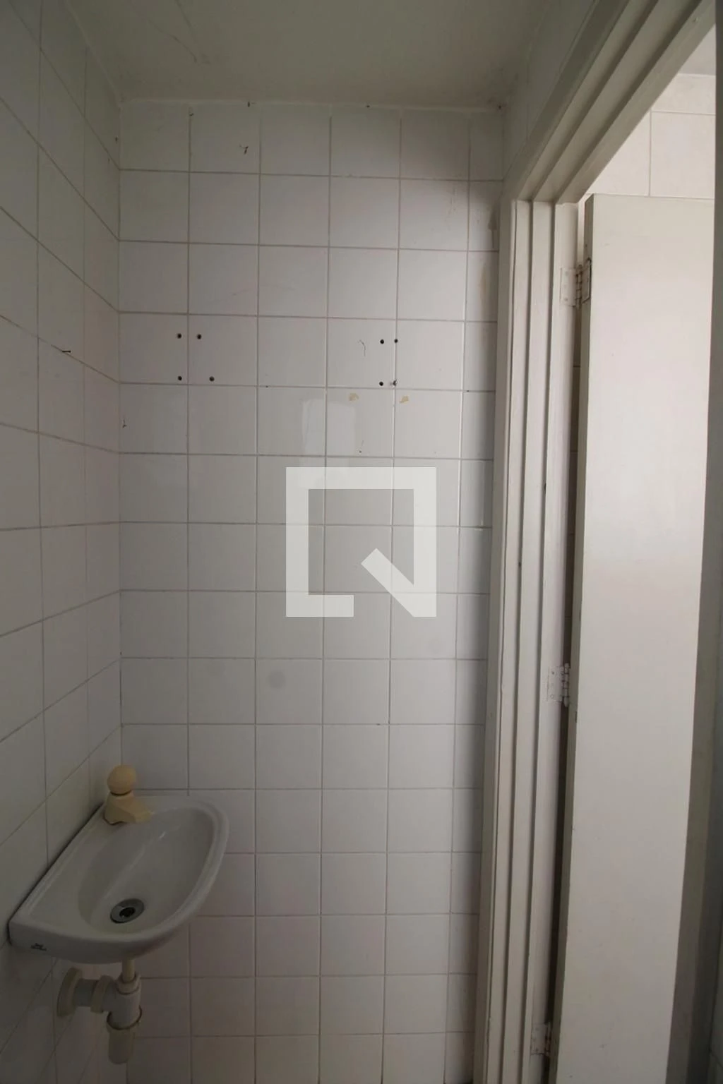 3-bedroom apartment with 95 m² and a balcony — photo 68