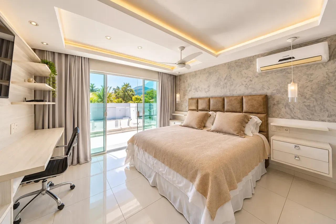 Furnished house, 1100 m², with a glass-enclosed balcony — photo 34