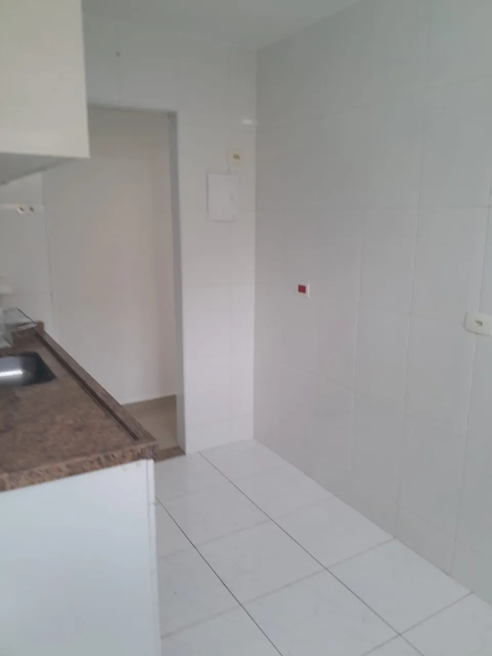 Квартира на першому поверсі з 2 спальнями і паркомісцем — photo 6