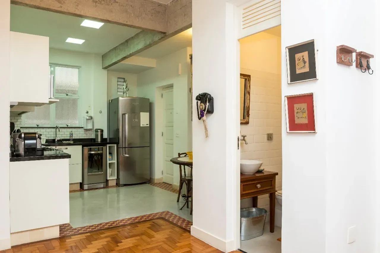 Furnished apartment with 2 bedrooms and 3 bathrooms — photo 11