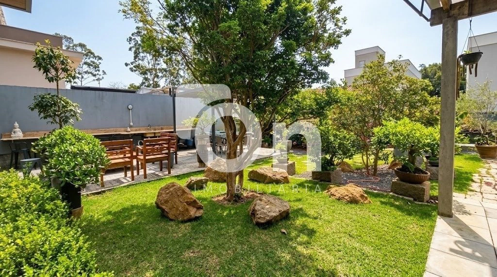 2-bedroom house with a mountain view in Florianópolis — photo 20