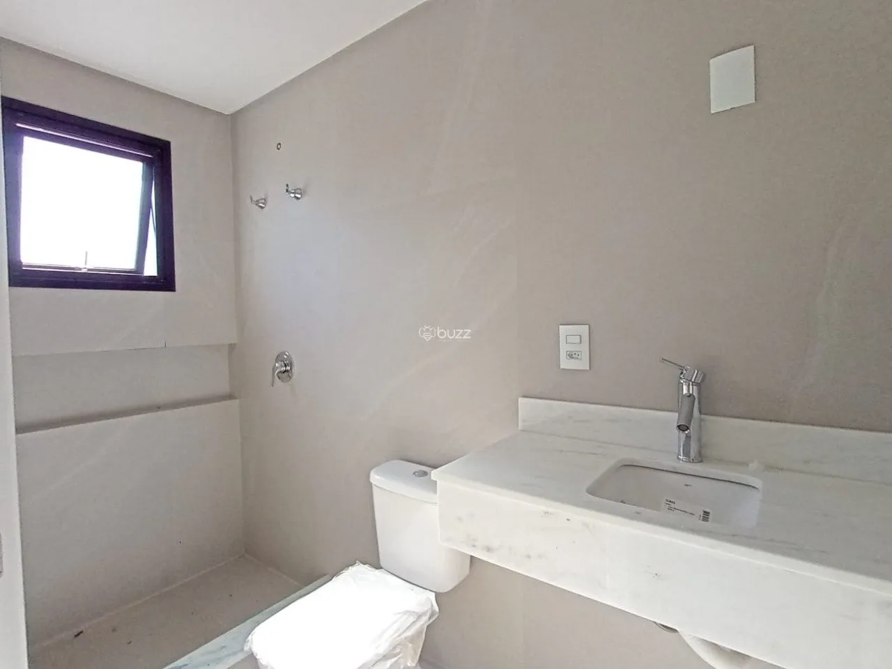 100 m² apartment with 2 bedrooms, 1 en-suite — photo 24