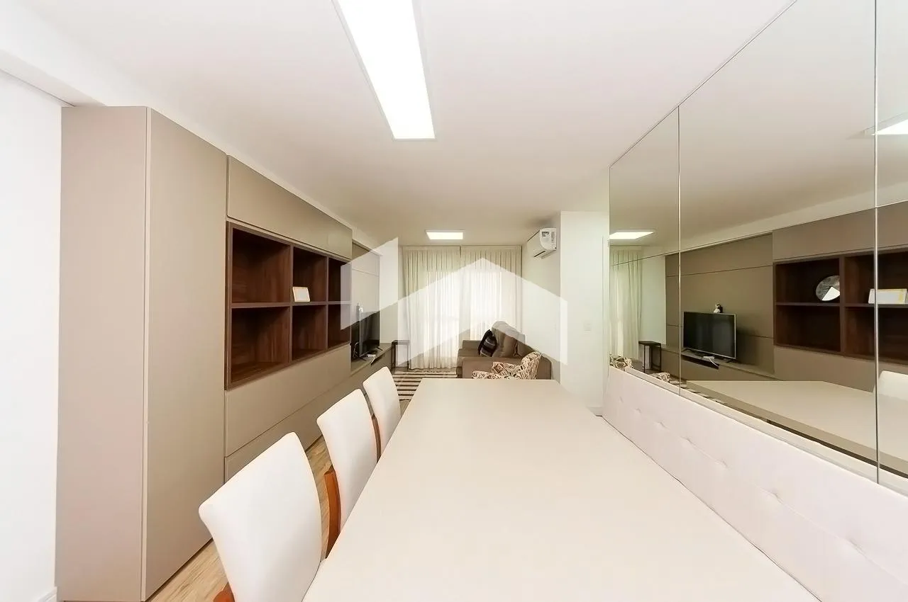 2-bedroom apartment with a private BBQ area — photo 2