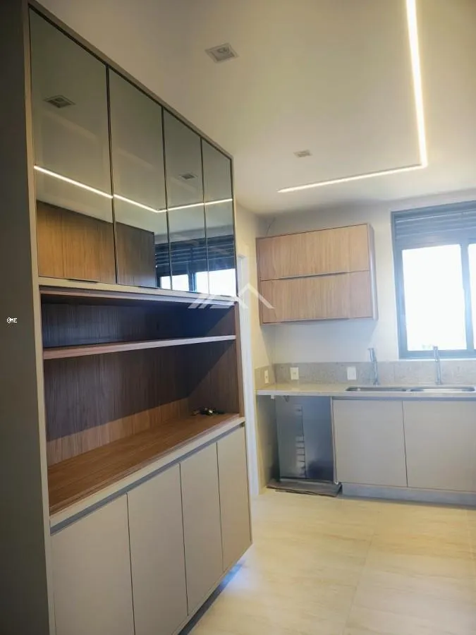 4-bedroom unfurnished apartment with glassed balcony — photo 44