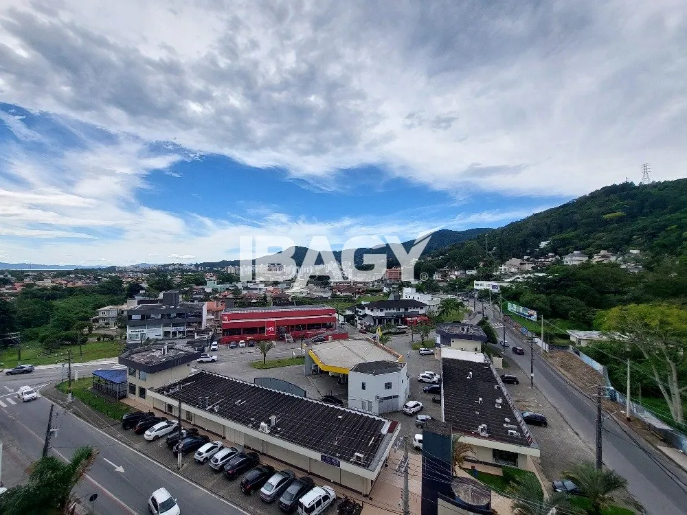 Mountain view in a 3-bedroom apartment, 90 m² — photo 20