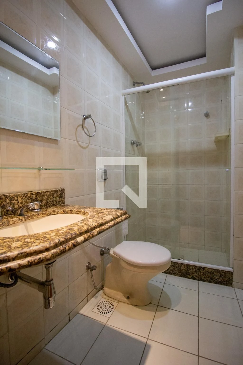 200 m² apartment with 3 bedrooms and 2 parking spaces — photo 30