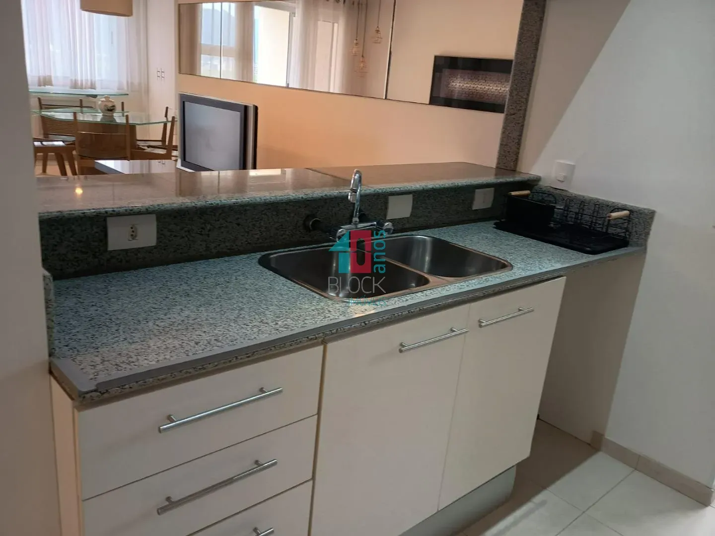 Квартира з 2 спальнями, у будинку є тренажерний зал — photo 19