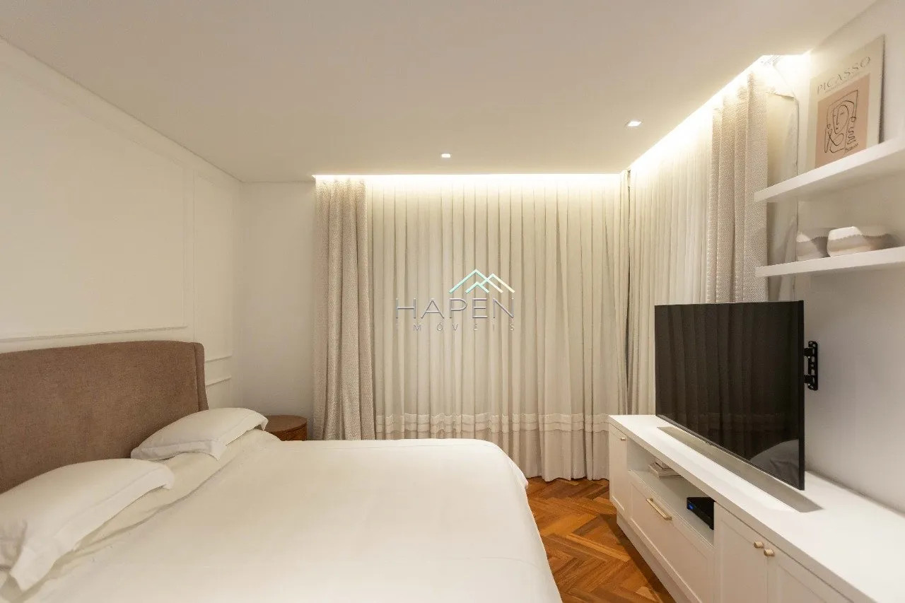 Квартира 215 м² с 3 спальнями-сюитами и 5 ванными — photo 34