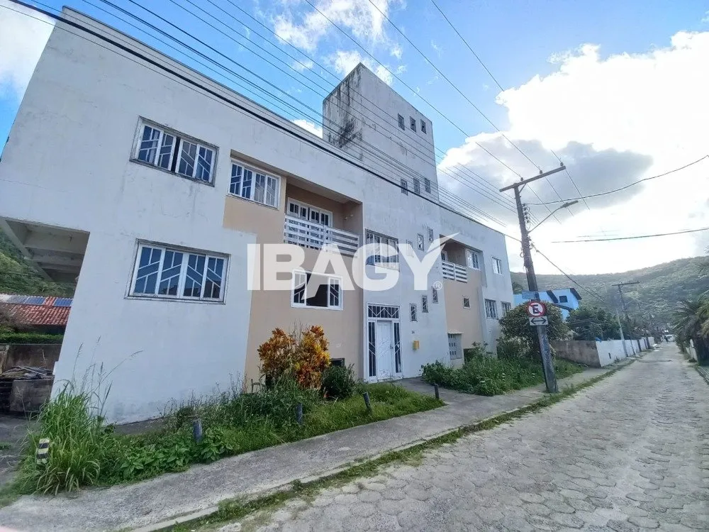Квартира з 3 спальнями та видом на гори — photo 10