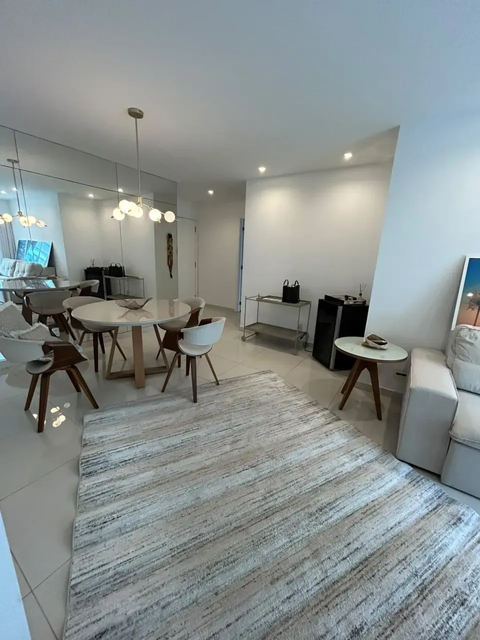2-bedroom apartment with a glass-enclosed balcony — photo 6