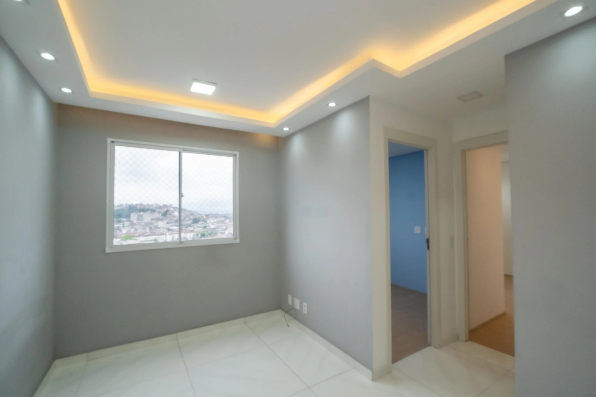 2-bedroom apartment with laundry area