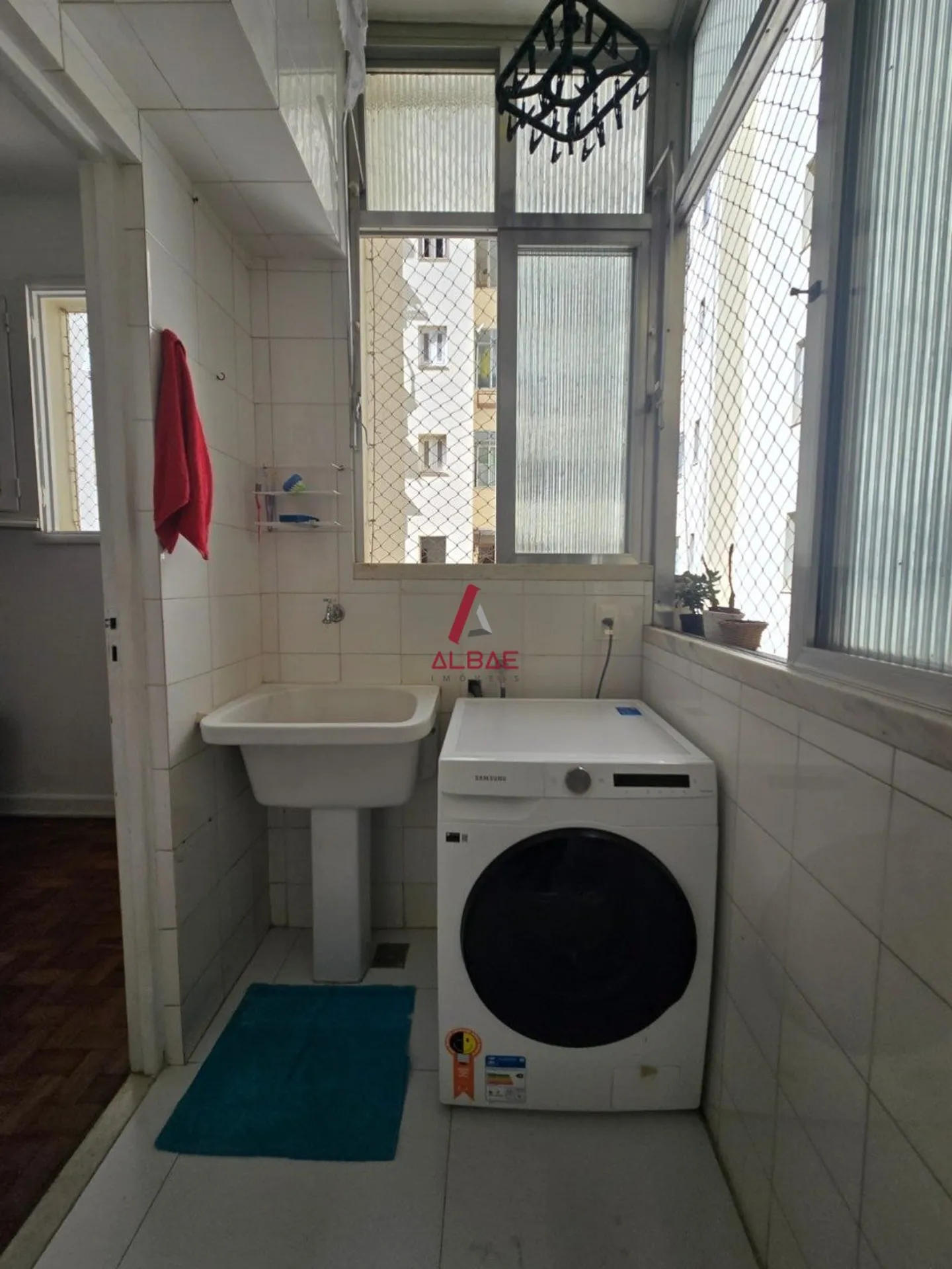 2-bedroom apartment with balcony and a full set of 3 baths — photo 35