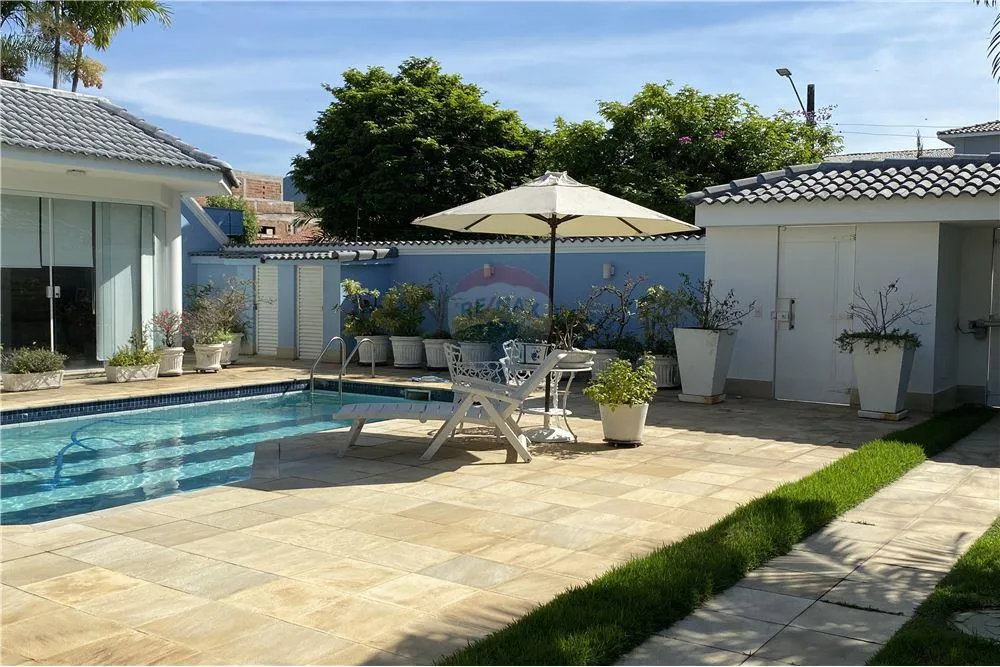 Furnished house with 4 bedrooms and 508 m² — photo 44
