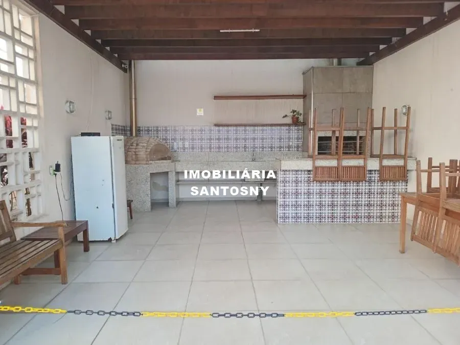 2-bedroom apartment in a building with a gym — photo 28