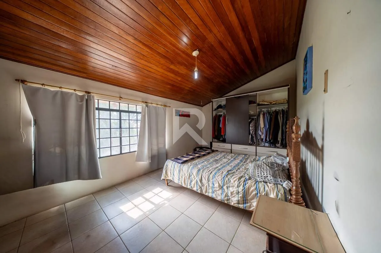 House with 5 bedrooms and 460 m² with private BBQ — photo 18