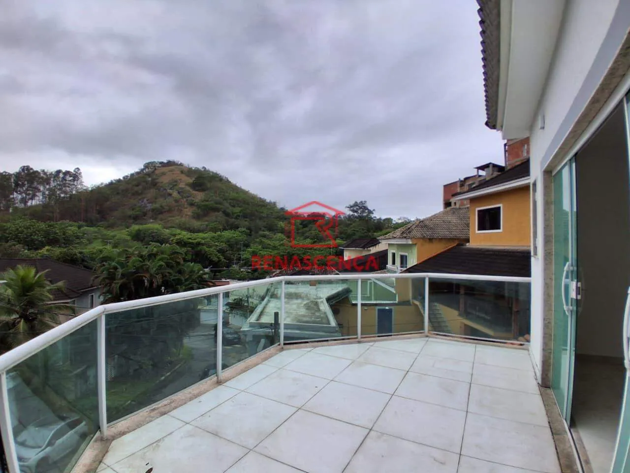 House, 300 m², with a private BBQ — photo 24