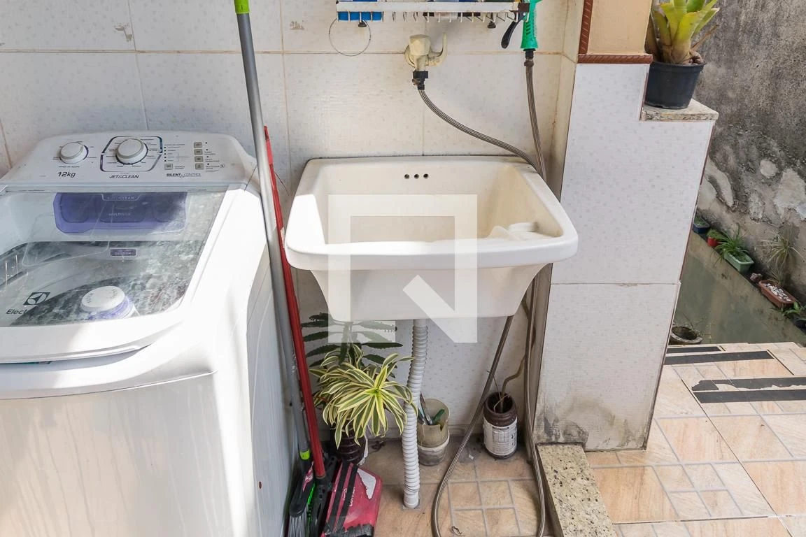 Furnished 227 m² house with a private garden — photo 55