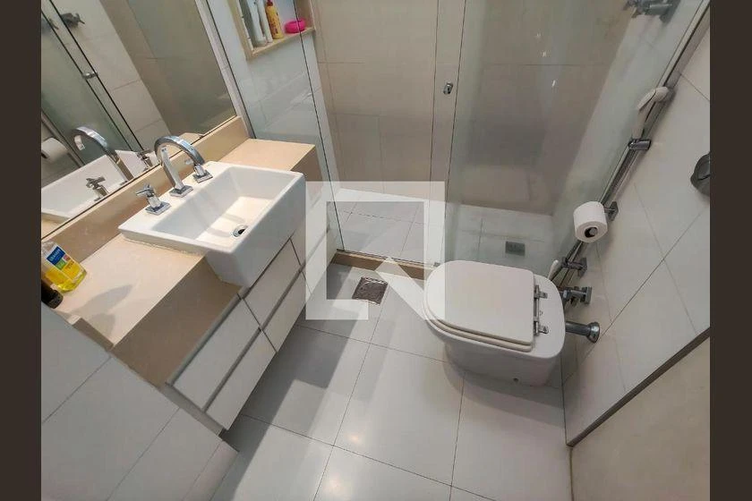 Квартира 69 м² із заскленим балконом та видом на гори — photo 23