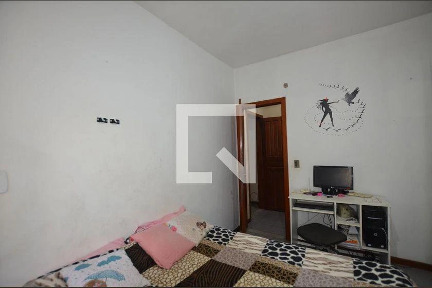 4-bedroom apartment with a home office — photo 3