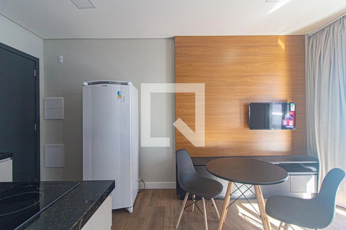 Furnished studio in a building with an indoor pool — photo 8