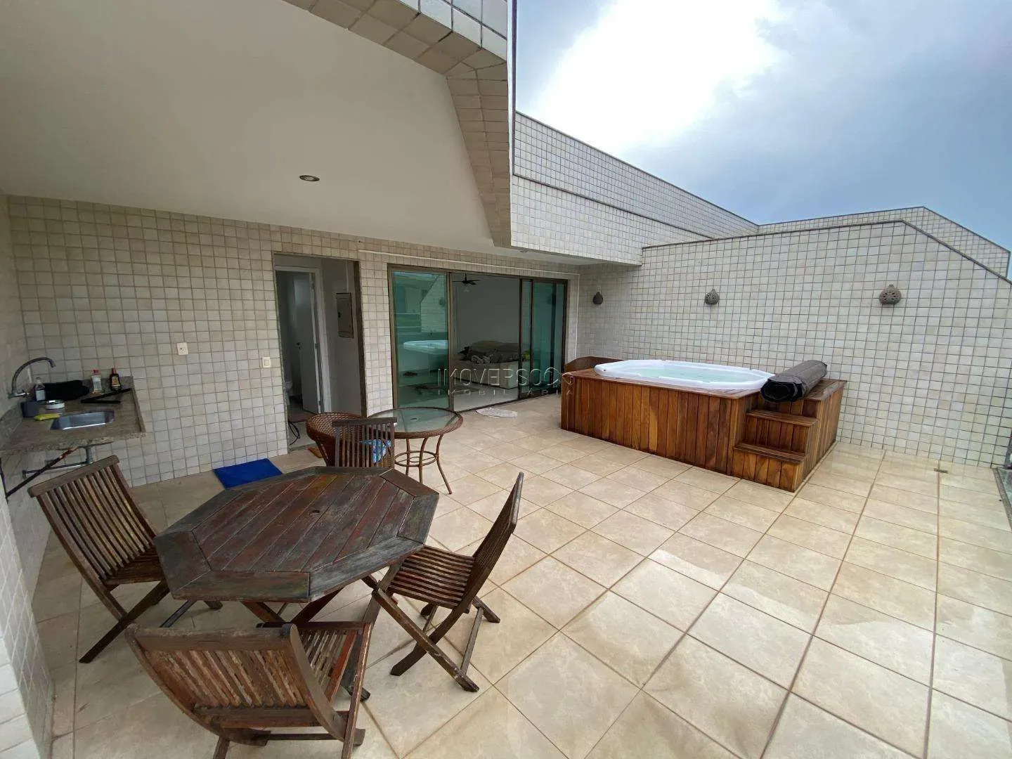 Apartment with 5 bedrooms and 5 bathrooms plus balcony — photo 3