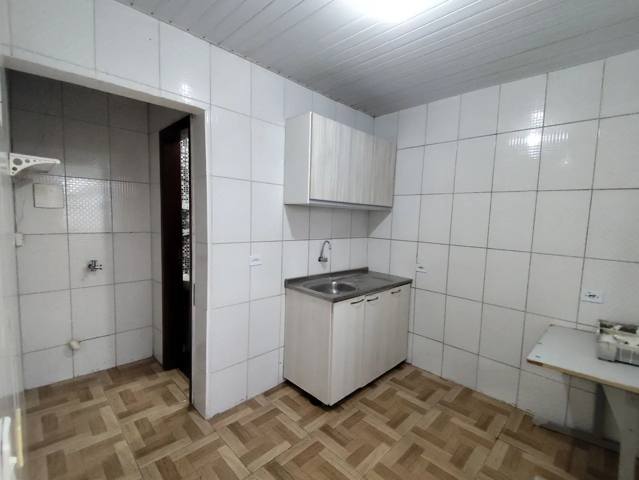 One-bedroom, 45 m² house in Curitiba — photo 2