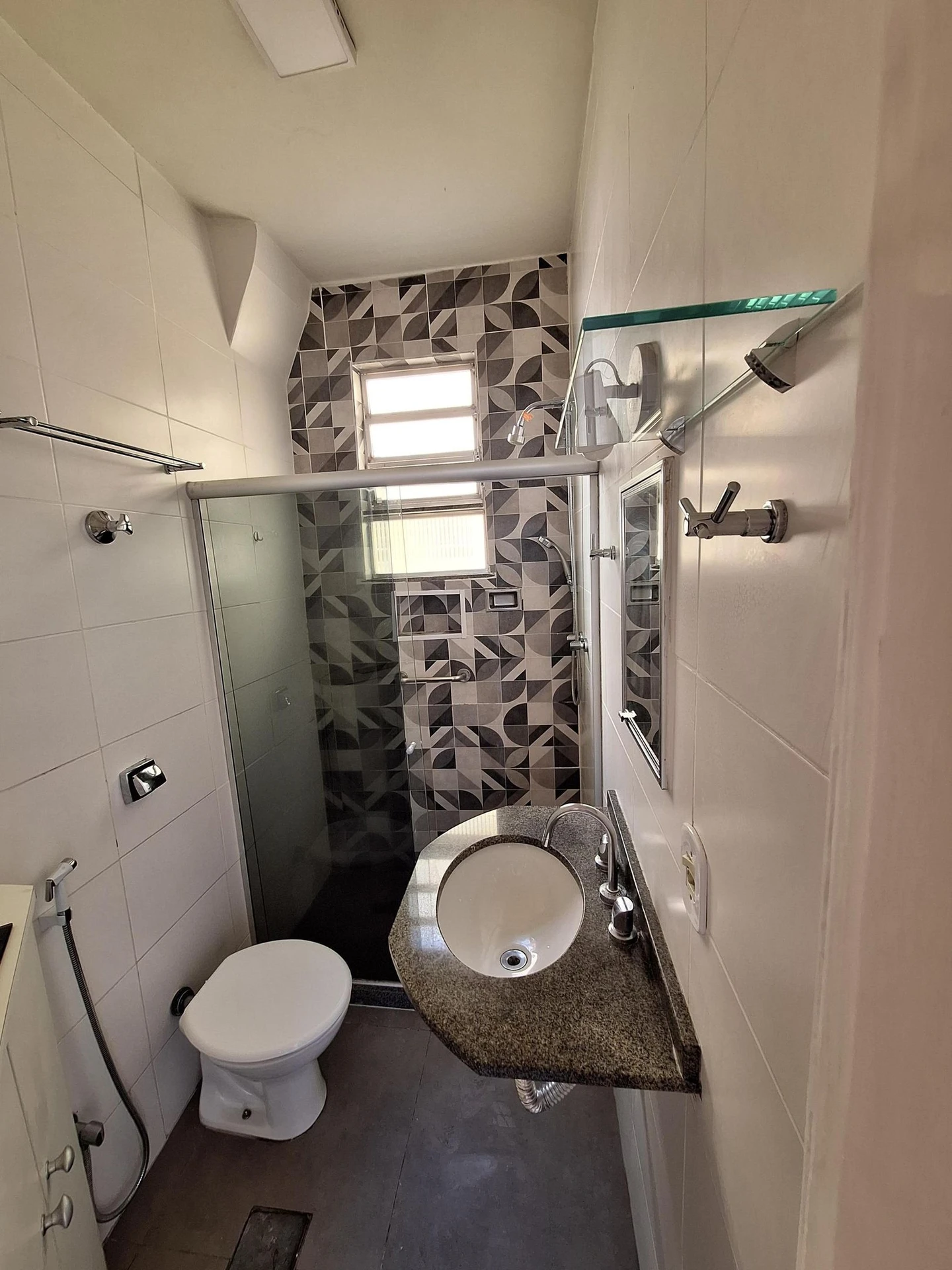 Apartamento, 42 m², com piso de madeira ou laminado — photo 4