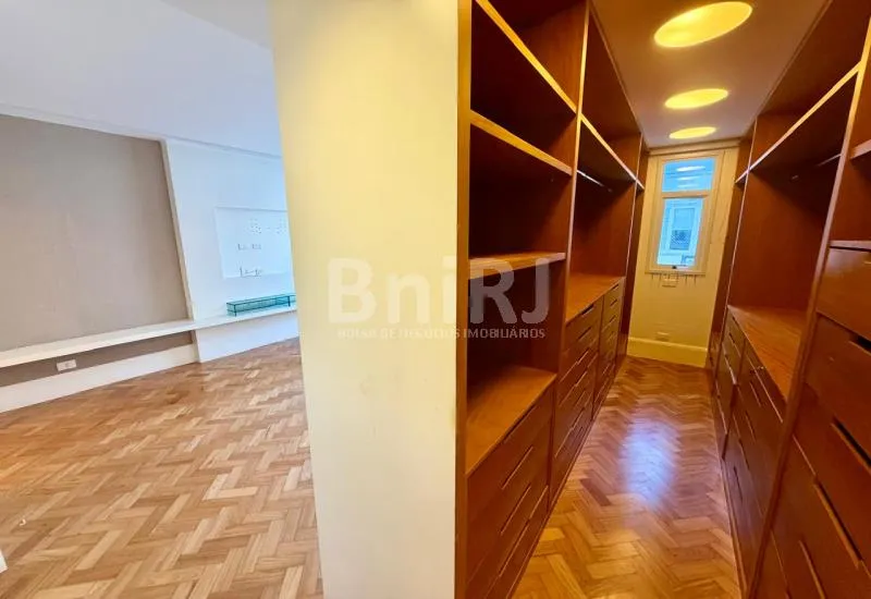 Apartment with 5 bedrooms and open gas kitchen — photo 31