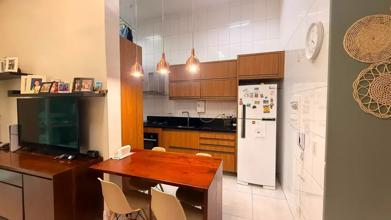 Furnished loft with 2 bedrooms and open-plan kitchen — photo 6