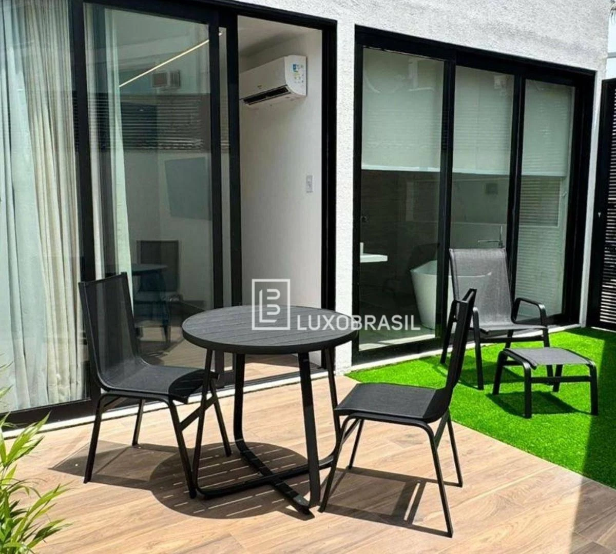 Casa mobiliada com 5 suítes e 300 m² com 2 vagas — photo 26