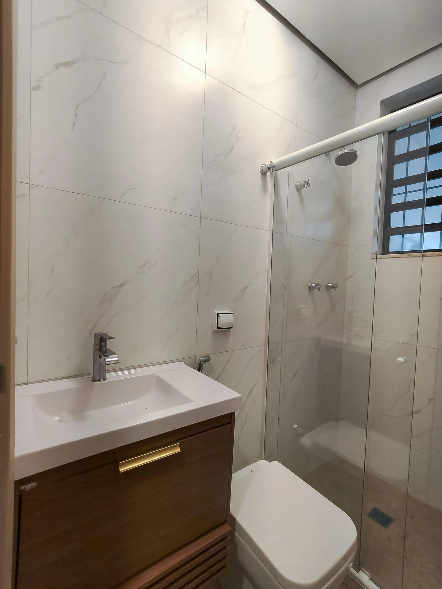 House for rent with 5 bedrooms and 8 bathrooms — photo 40
