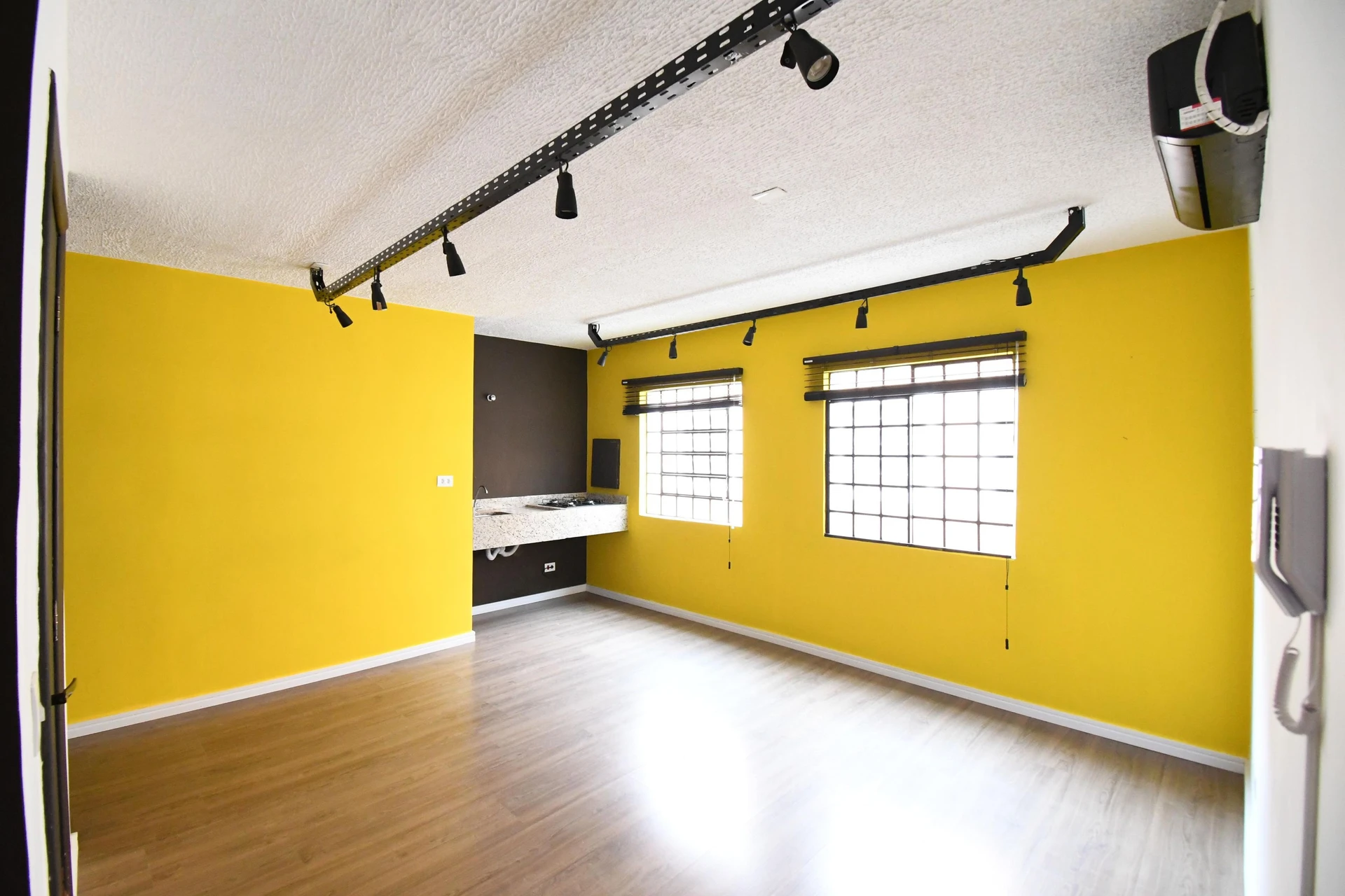 Apartment, 62 m², with a grill on the balcony — photo 3
