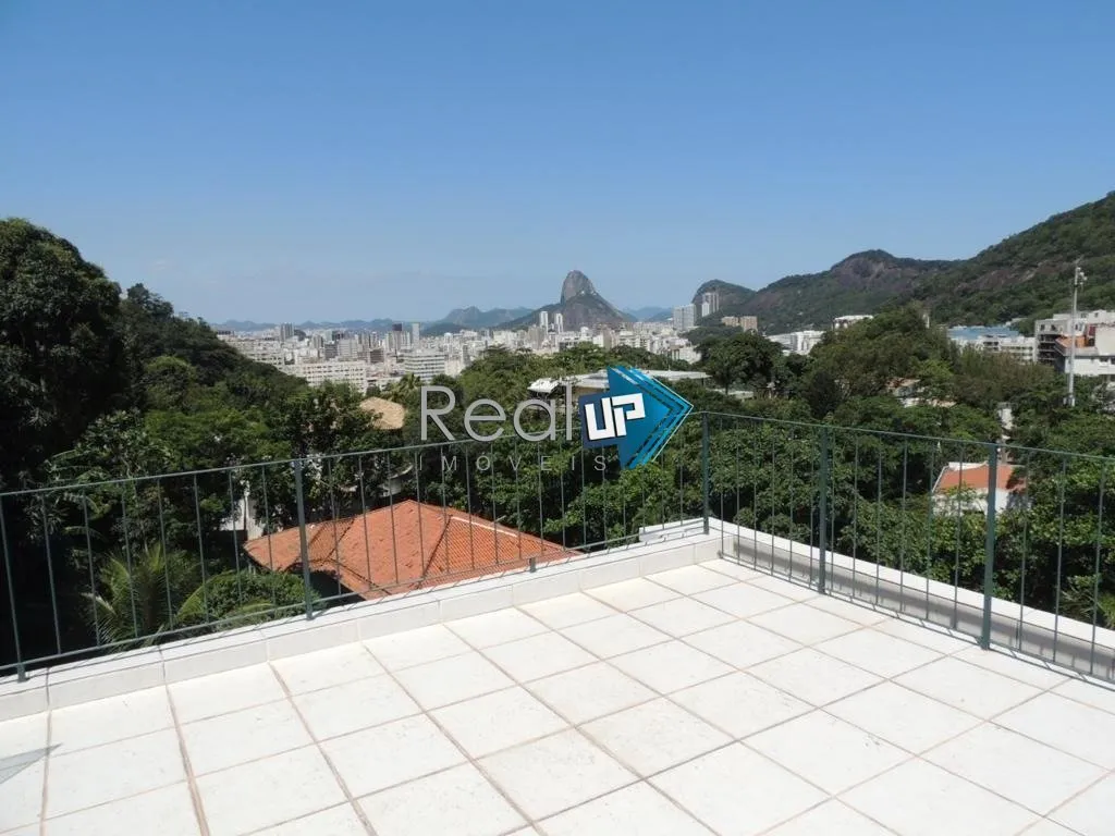 Casa com 4 quartos, 600 m² e vista ampla — photo 63