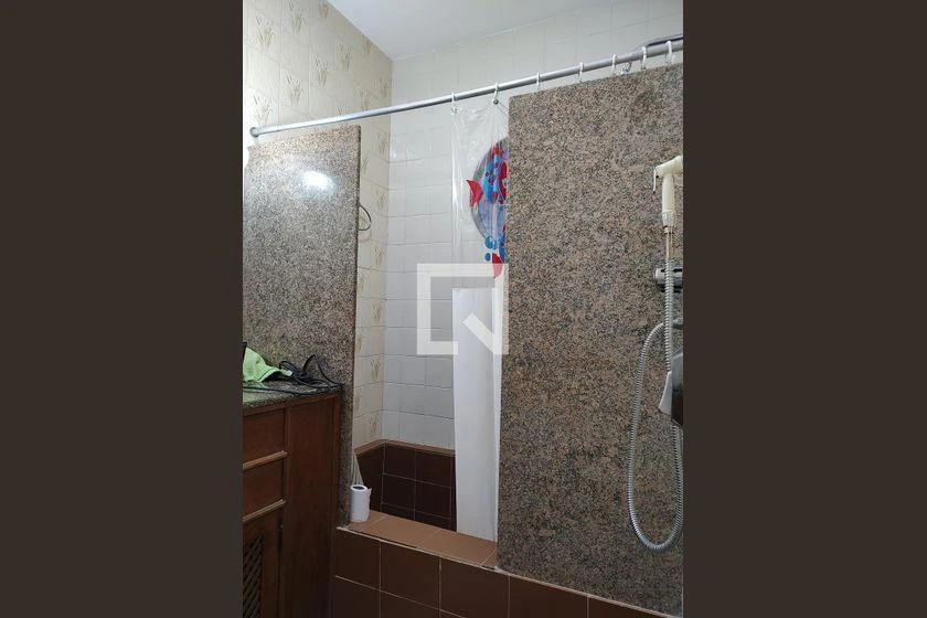 Unfurnished house with 5 bedrooms and 323 m² plus BBQ area — photo 38