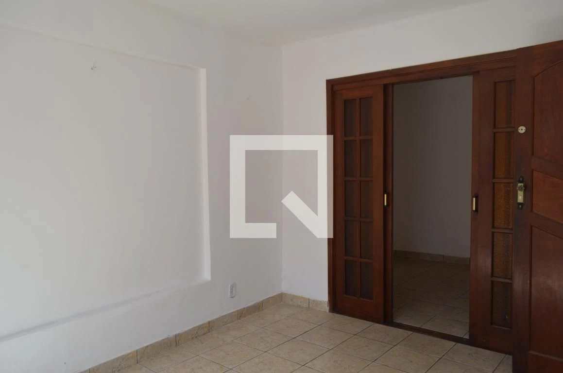 House with 2 bedrooms and a private BBQ — photo 30