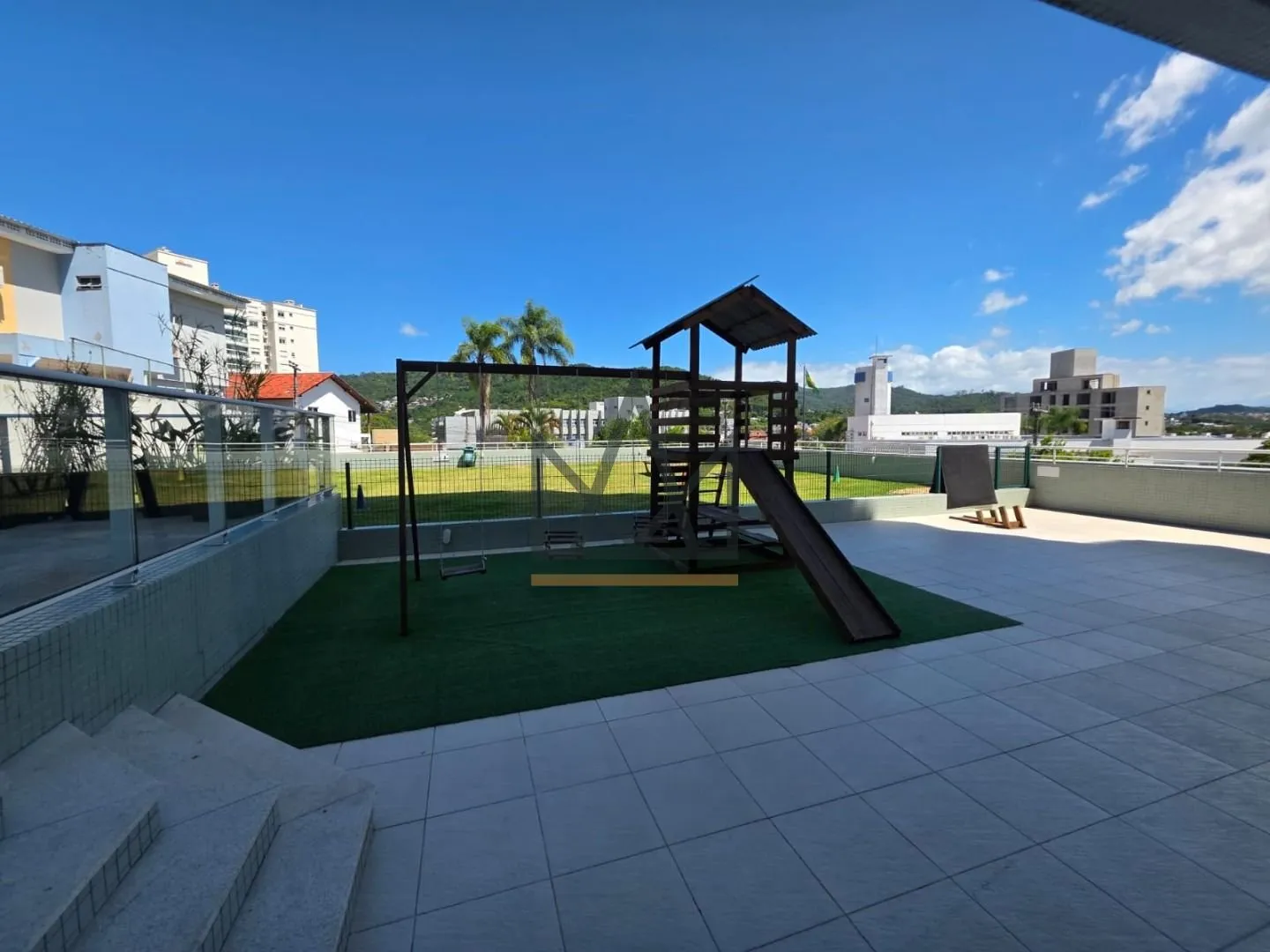 Apartamento com 2 suítes, 86 m² e varanda com vidro — photo 34