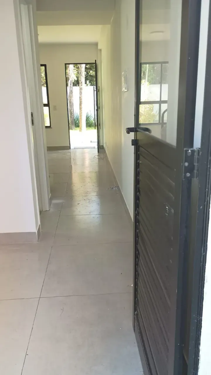 Casa com 1 quarto e cozinha integrada moderna — photo 17