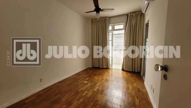 3-bedroom apartment with a suite and a balcony — photo 5