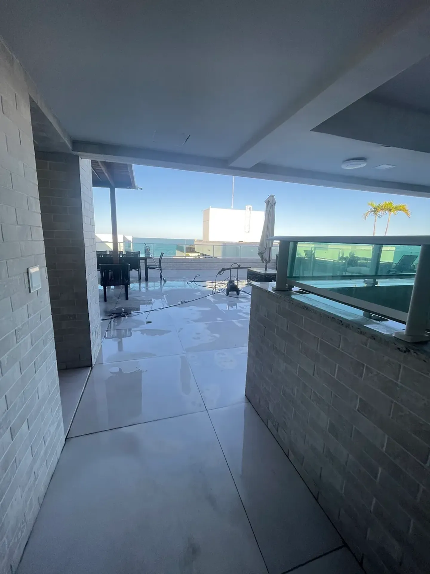 One-bedroom apartment with a water view in João Pessoa — photo 31