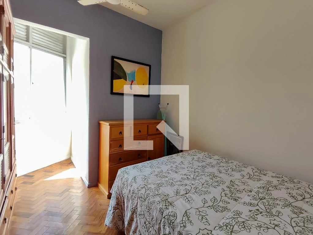 1-bedroom apartment with a gas stove kitchenette — photo 4