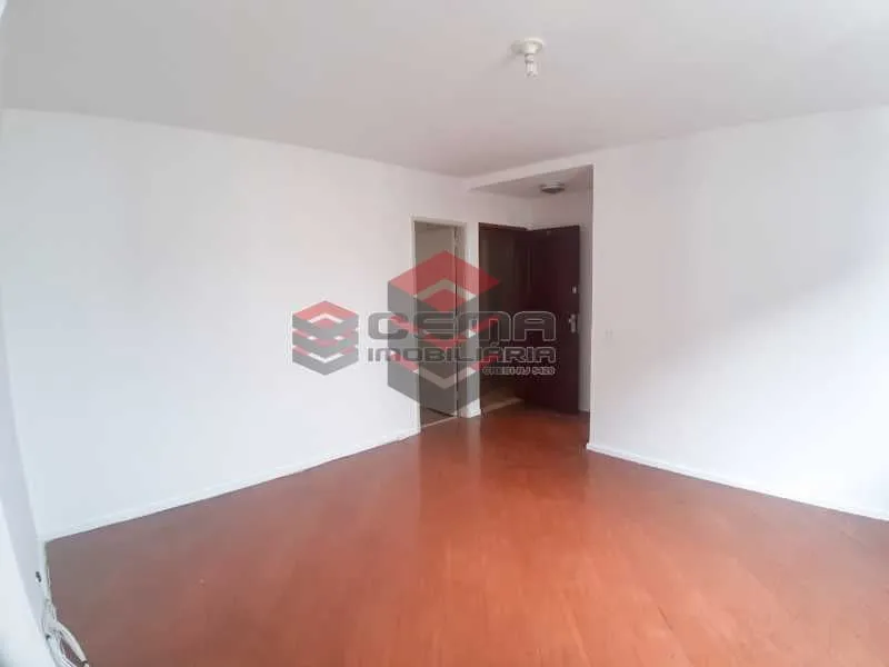 Дерев'яна підлога або ламінат та 1 спальня: квартира 60 м² — photo 11
