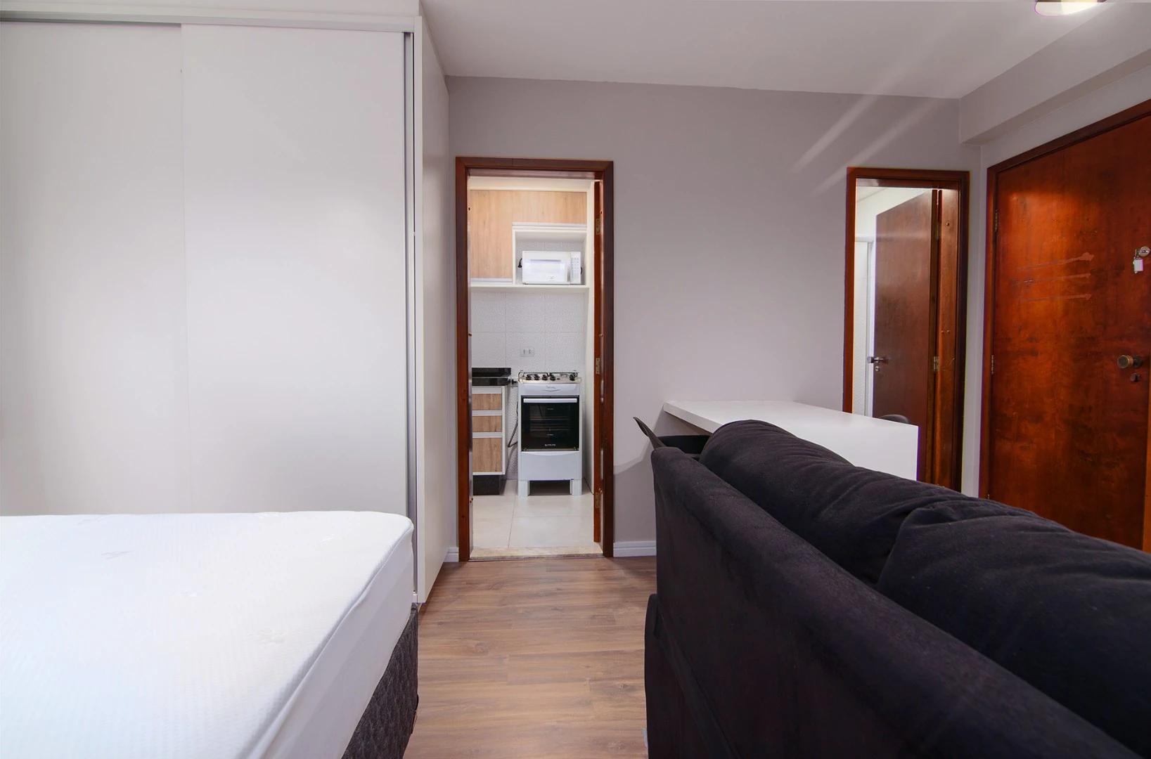 Furnished studio, 25 m², with a washing machine — photo 2