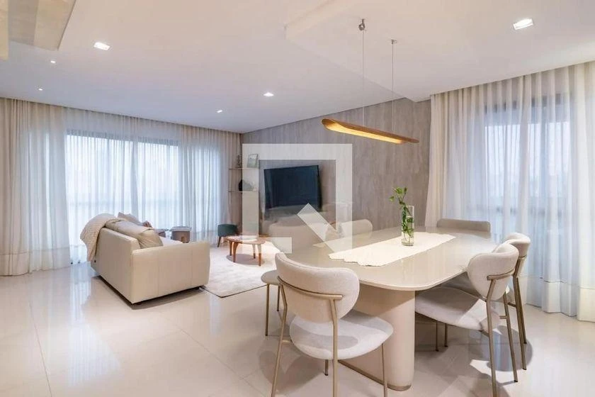 Furnished apartment, 152 m², with a home office