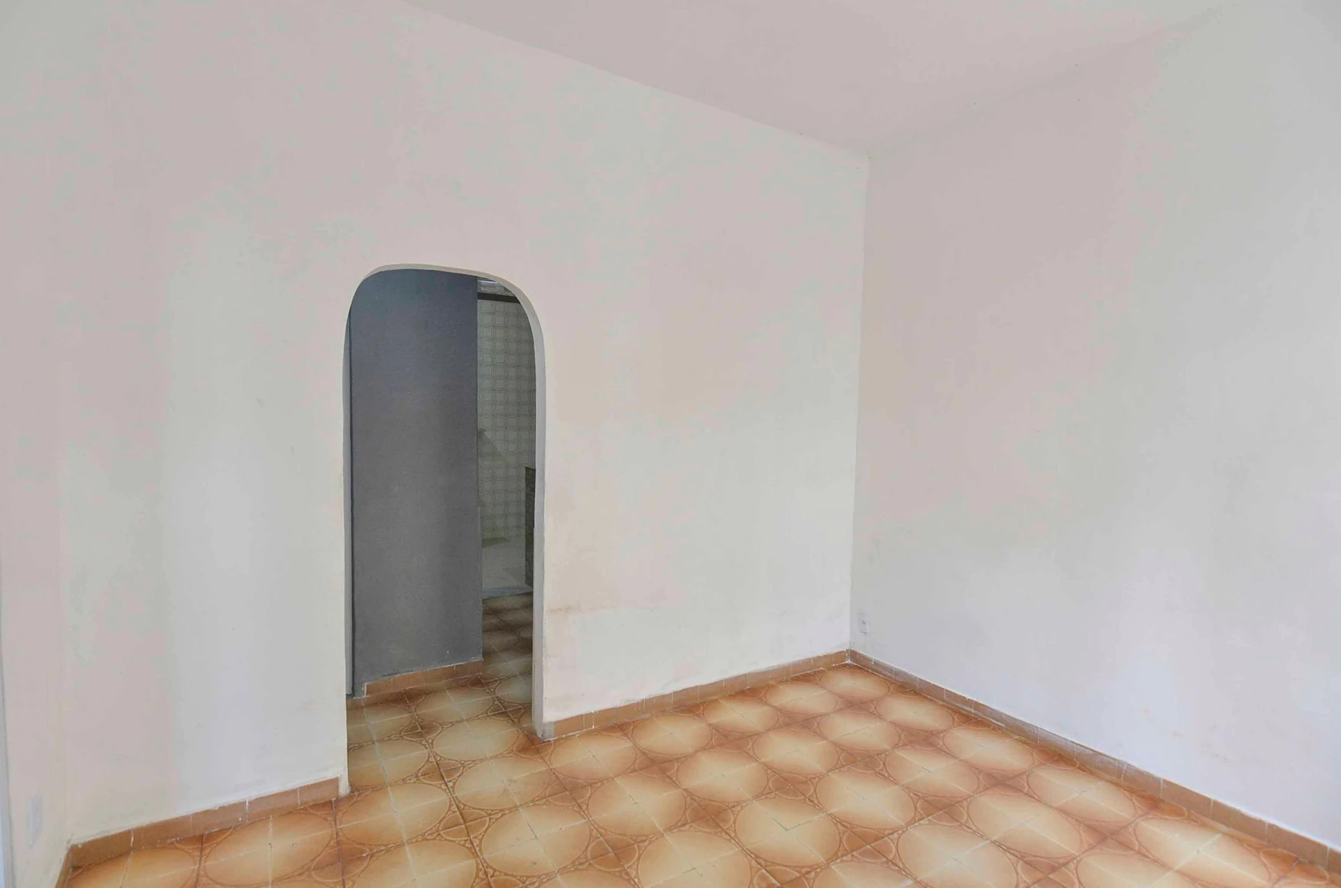 Unfurnished house with 2 bedrooms and 2 bathrooms — photo 8