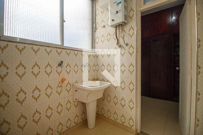 4-bedroom apartment 160 m² with 3 bathrooms — photo 31